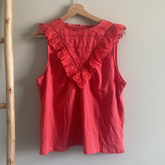 J Crew Red Eyelet Embroidered Tank Top Sz Medium - Picture 2 of 7
